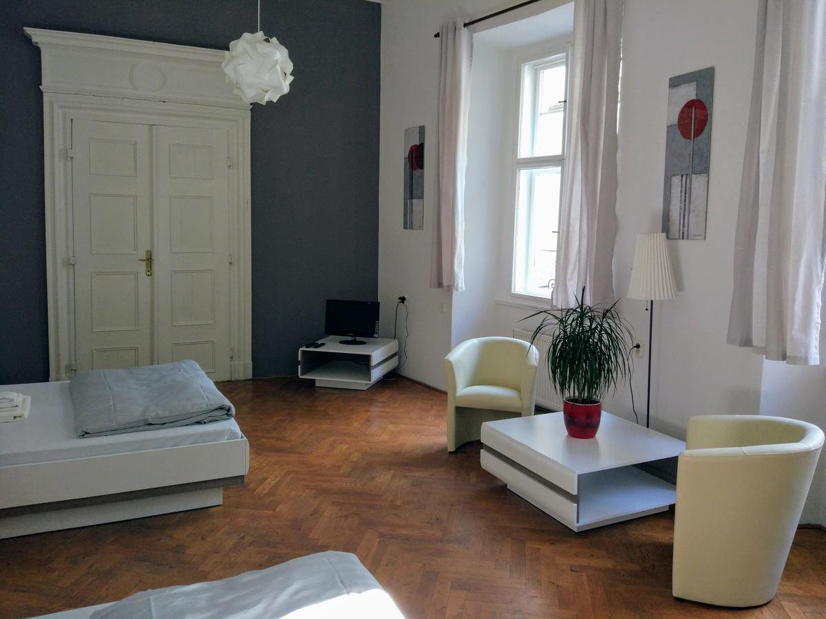 Tynska 7 Appartement
